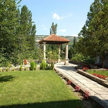 Apartment In With Terrace, Air Conditioning, Wifi, Washing Machine *